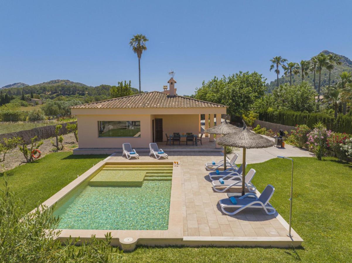 Villa Can Segue Alcudia  Eksteriør billede