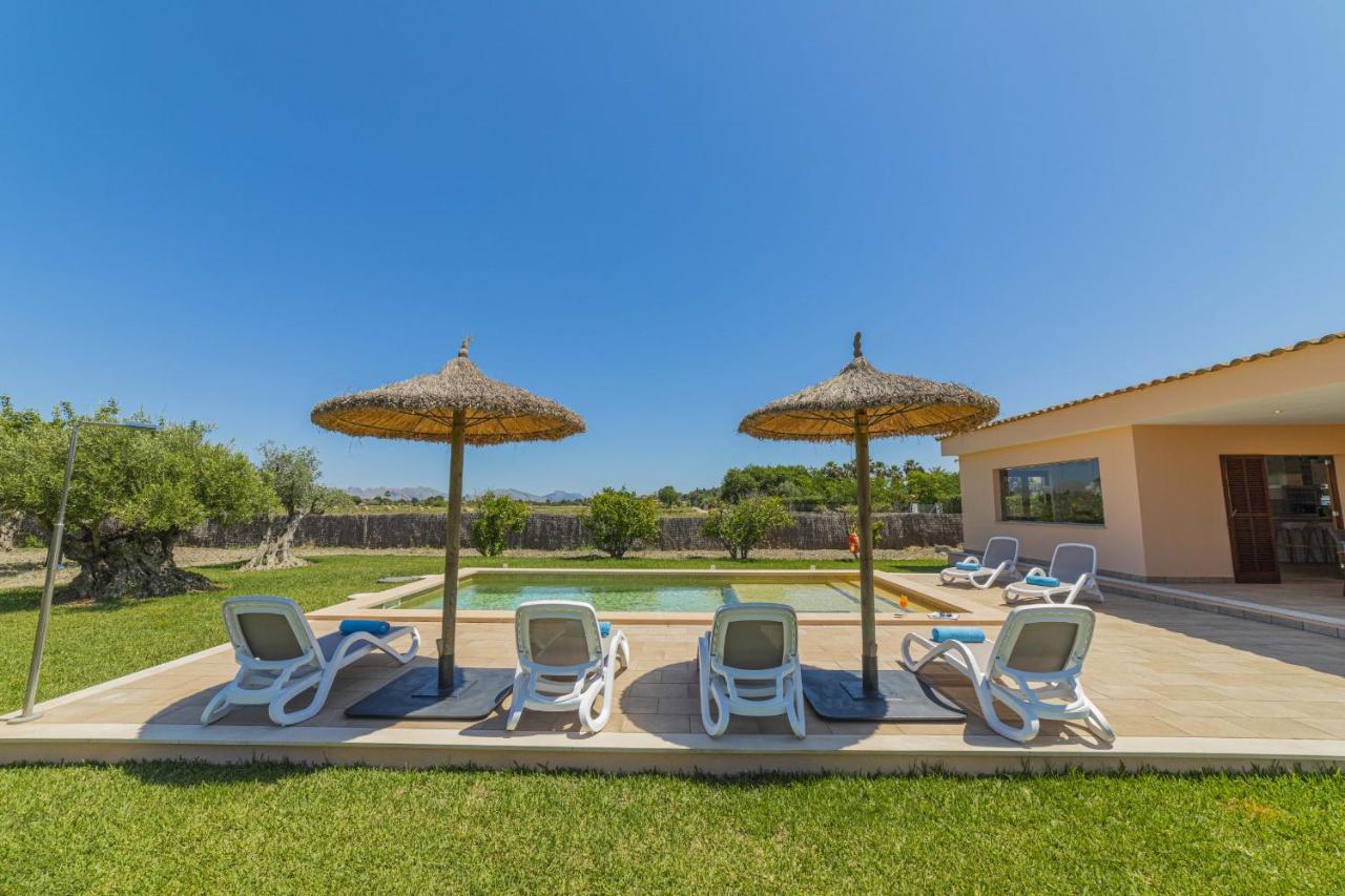 Villa Can Segue Alcudia  Eksteriør billede